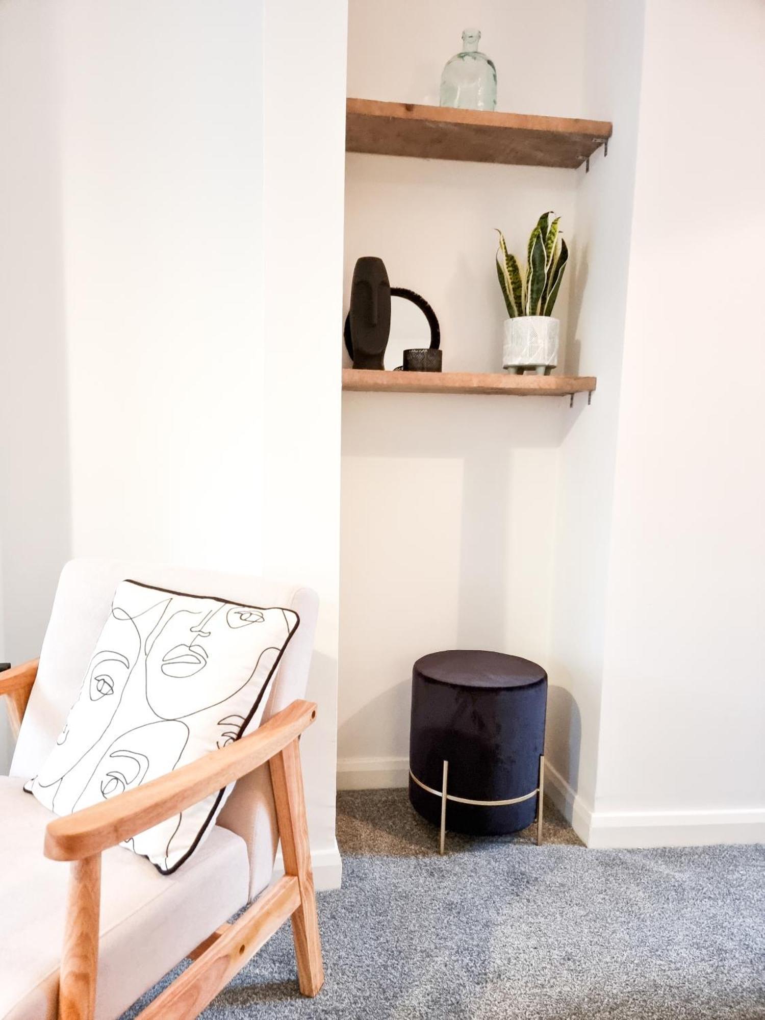4-Bedroom Home - Perfect For Those Working In Bridgend - By Tailored Accommodation מראה חיצוני תמונה